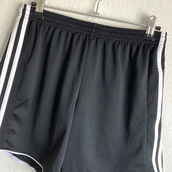 \Adidas\ Climacool Black Shorts - Picture 3 of 16